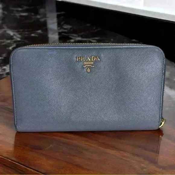 Prada Wallet Zip Wallet - Picture 1 of 15
